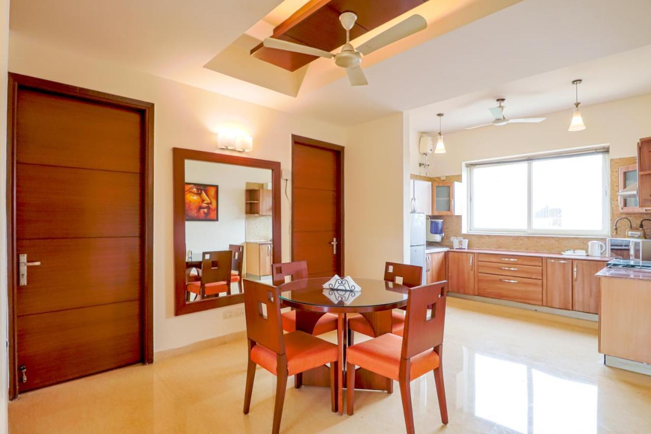 Ahuja Residency Noida Apartment Bagian luar foto