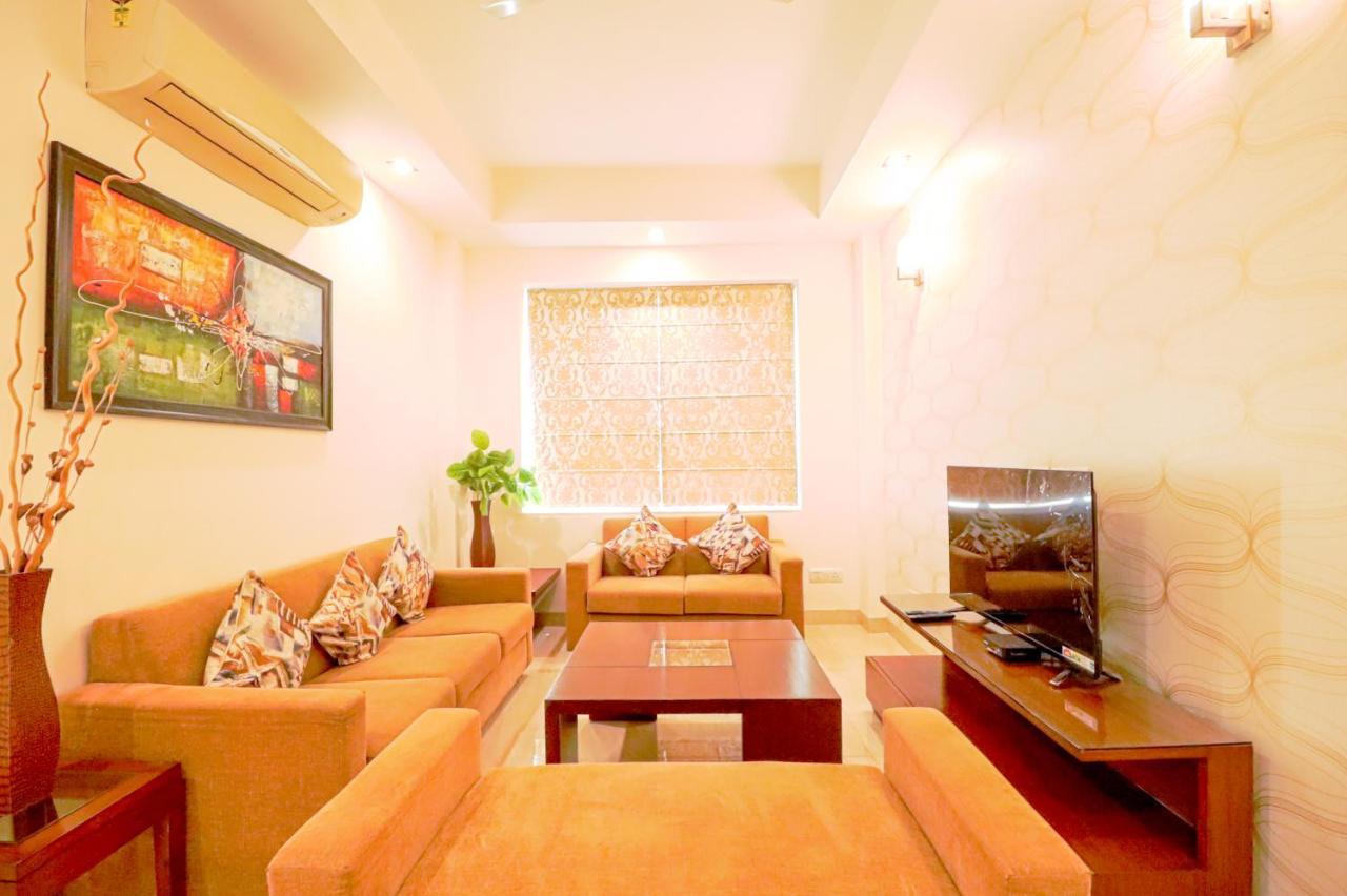 Ahuja Residency Noida Apartment Bagian luar foto